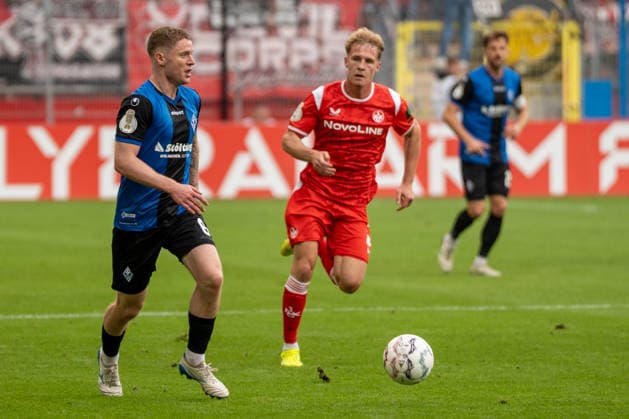 Fußball, DFB-Pokal, SV Waldhof Mannheim - 1. FC Kaiserslautern