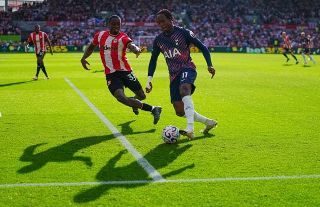 Fußball, England, FC Brentford - Tottenham Hotspur
