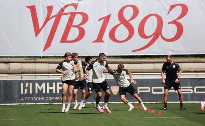 Fußball, 1. BL, VfB Stuttgart, Training