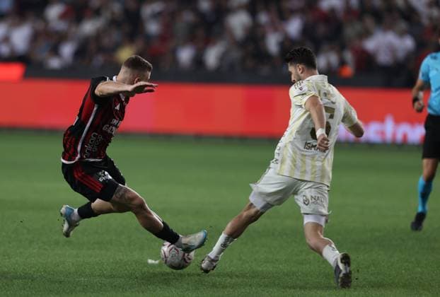 Fußball, Türkei, Gaziantep FK - Fenerbahce Istanbul