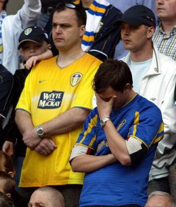 Fußball, England, Premier League, Bolton Wanderers - Leeds United 4:1, Leeds steht damit als Absteiger fest