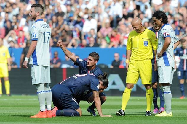 Fussball, Frankreich, Ligue 1, Ibrahimovic verletzt sich - Paris Saint-Germain - SC Bastia