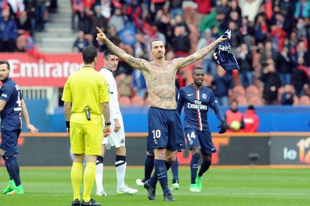 Fußball, Frankreich, Ibrahimovic macht mit Tattoos auf Hungersnot aufmerksam