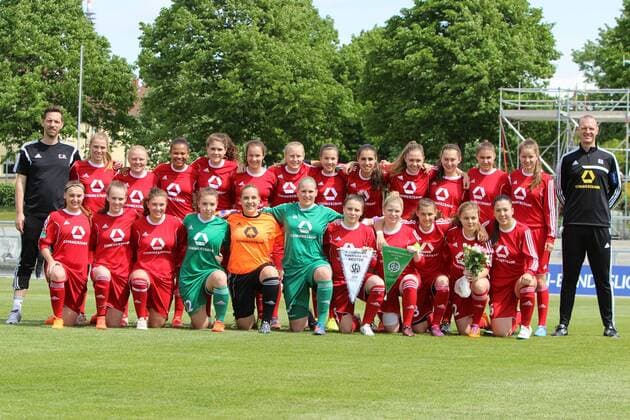 Fußball, Damen U17, 1. FFC Frankfurt gewinnt Meistschaft der Süd-Staffel der B-Juniorinnen-Bundesliga