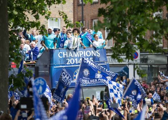 Fußball, England, FC Chelsea feiert die Meisterschaft mit Autokorso