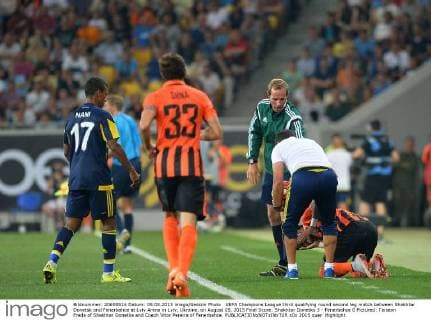 Fußball, Champions League Qualifikation, Schachtar Donezk - Fenerbahce Istanbul, Disput zwischen Vitor Pereira und Taiseon Freda