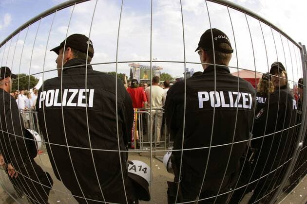 Fussball, Terrorwarnung fuer Fanmeilen vor dem Champions League Finale