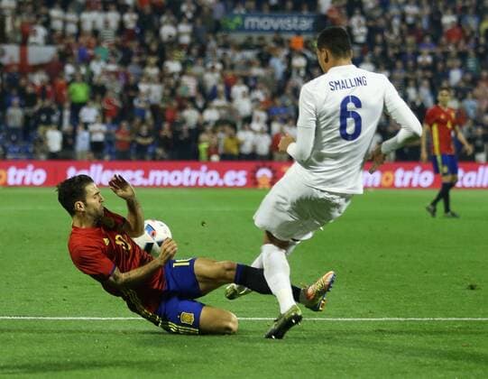 Fußball, Länderspiel, Spanien - England