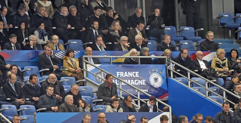 Fußball, Länderspiel, Frankreich - Deutschland, Ehrentribüne nach den Explosionen