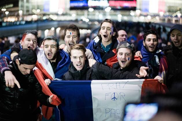 Fußball, Länderspiel, England - Frankreich, Fans vor Spielbeginn