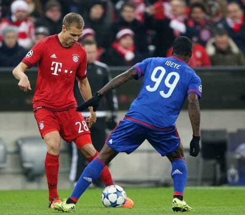 Fußball, Champions League, Rote Karte für Bayern Münchens Holger Badstuber