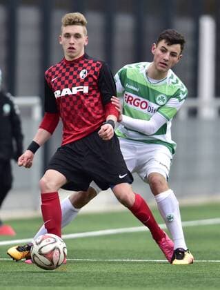 Fußball, B-Jugend Bundesliga Süd, SpVgg Greuther Fürth - SC Freiburg