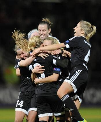 Fußball, Damen, Champions League, 1. FFC Frankfurt besiegt FC Rosengard nach Elfmeterschießen