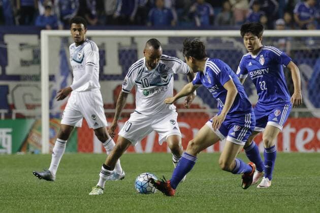 Fußball, AFC Asien Champions League, Suwon Samsung Bluewings - Melbourne Victory