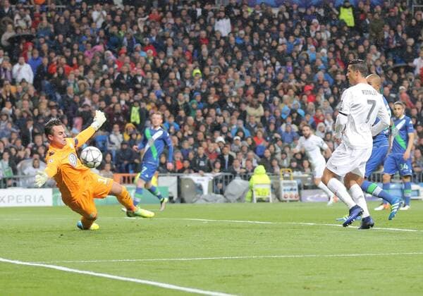 Fußball, Champions League, Real Madrid - VfL Wolfsburg, Ronaldo gleicht Hinspiel-Ergebnis aus
