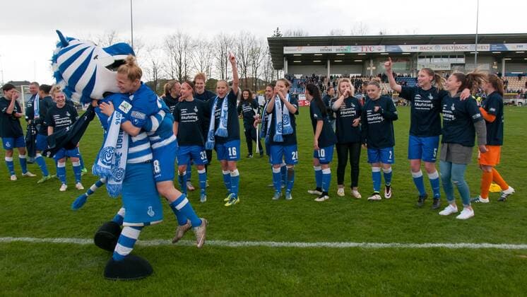 Fußball, Damen, MSV Duisburg feiert Aufstieg in die Bundesliga
