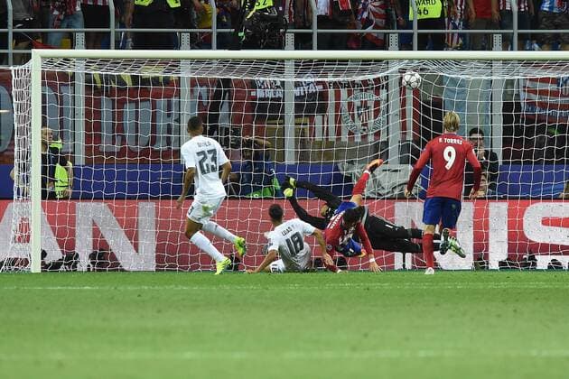Fußball, Champions League Finale, Yannick Carrasco erzielt 1:1, Real Madrid - Atletico Madrid