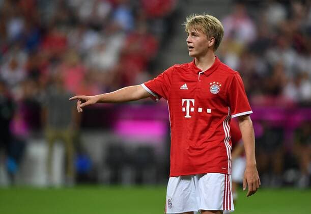 Fußball, Bayern München, Felix Kroos für Champions League nominiert