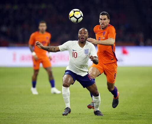Fußball, Niederlande - England