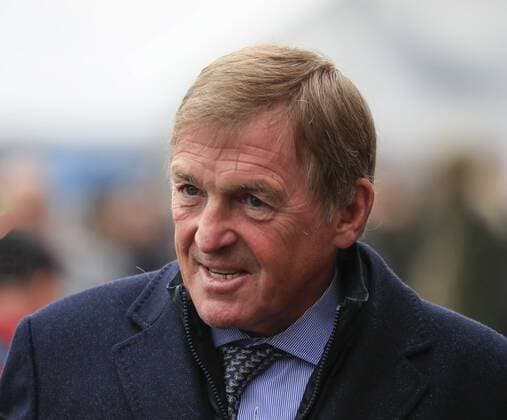 Fußball, Sir Kenny Dalglish mit Coronavirus infiziert
