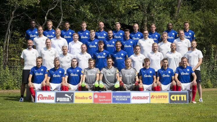 Fußball, 2. BL, Holstein Kiel Porträttermin