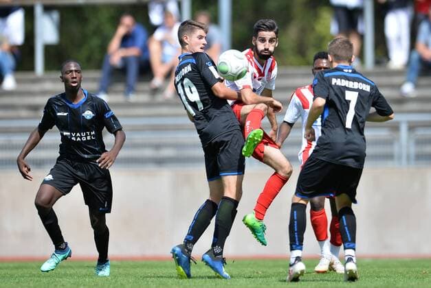 Fußball, A-Junioren-Bundesliga, Rot-Weiss Essen - SC Paderborn