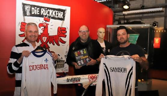 Fußball, Buchvorstellung Bundesliga-Trikots mit Autor Stefan Appenowitz bei Eintracht Frankfurt