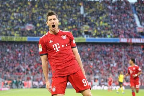 Fußball, Lewandowski erzielt sein 200. Bundesligator
