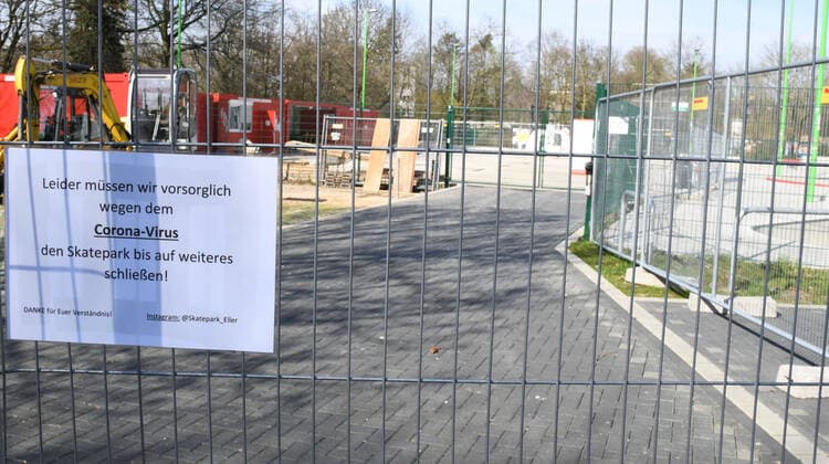 Coronavirus, gesperrte Sportplätze in Düsseldorf