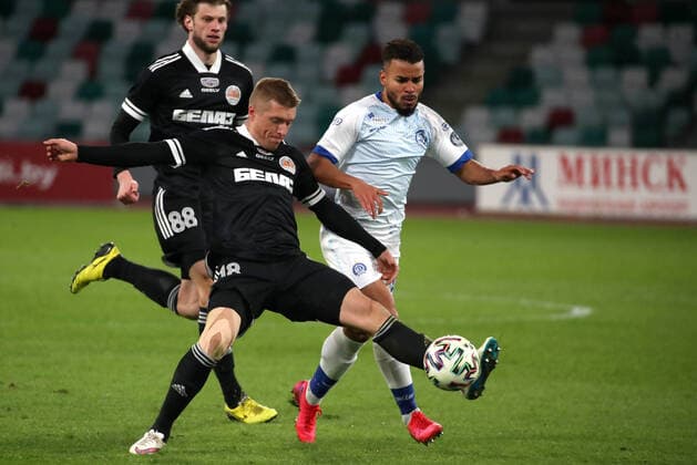 Fußball, Weißrussische Liga spielt trotz Coronavirus, Dinamo Minsk - Torpedo-Belaz Zhodino