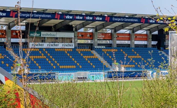 Fußball, Österreich, Wegen Coronavirus gesperrtes Stadion des SCR Altach