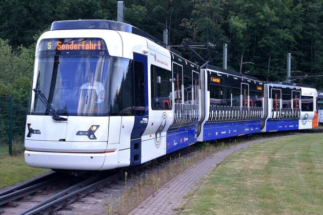 Fußball, DSC Arminia Bielefeld Sonderzug der Stadtbahn zum Aufstieg in die Bundesliga