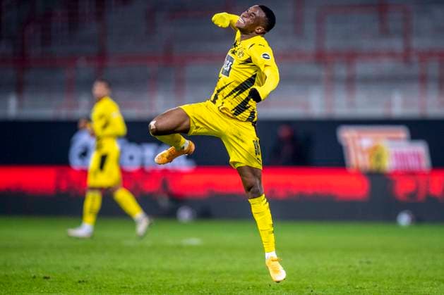 Borussia Dortmund, Youssoufa Moukoko jüngster Torschütze der Fußball-Bundesliga