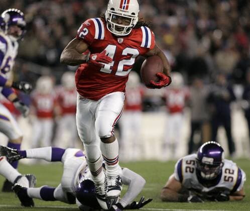 American Football, NFL, New England Patriots - Minnesota Vikings 28:18