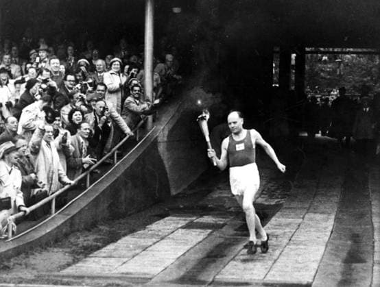 OLYMPIC LEGENDS, Historie, Paavo Nurmi