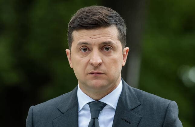Ukraine Präsident Wolodymyr Selenskyj mit Coronavirus infiziert