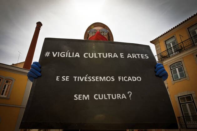 Coronavirus in Portugal, Mahnwache für Kunst und Kultur in Lissabon
