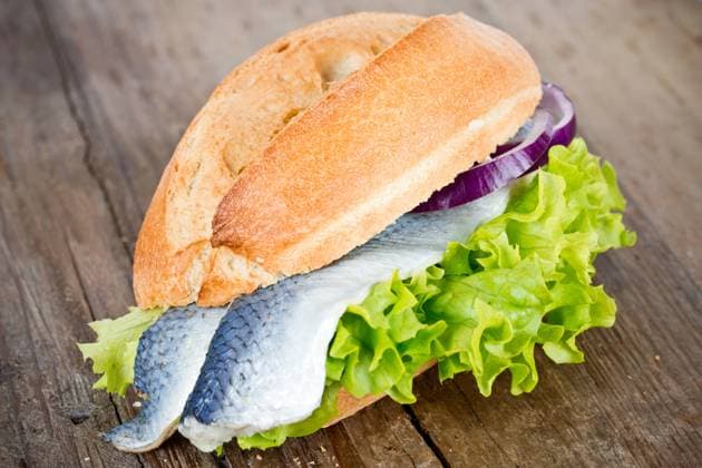 Food, Fisch, Hering, Fischbrötchen, Matjesbrötchen, Matjes Brötchen