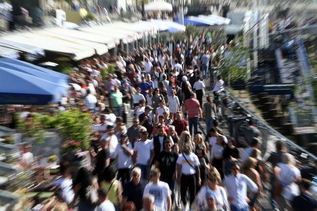 Coronavirus in Deutschland, Fast 1000 Neuinfektionen