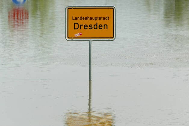 Jahrhunderthochwasser an der Elbe 2002, Archivbilder