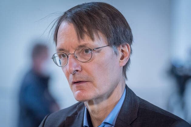 Coronavirus, Karl Lauterbach warnt wegen indischer Variante vor vierter Welle