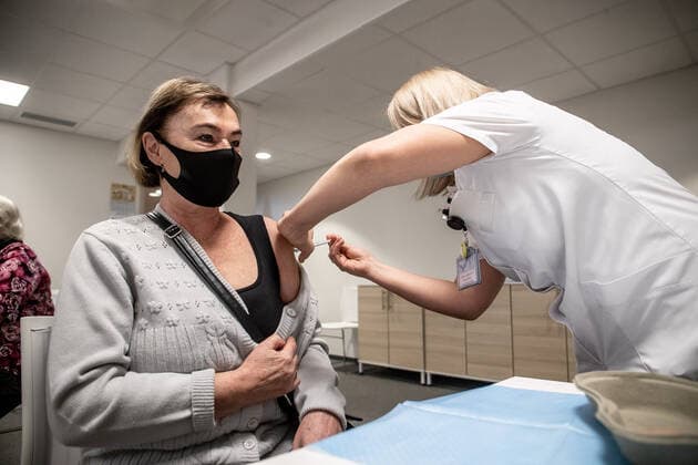 Coronavirus in Estland, Lehrkräfte werden geimpft