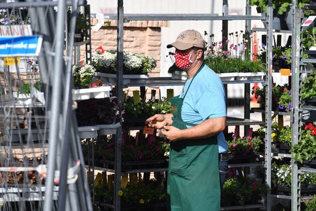 Coronavirus, Gartenmärkte und Blumenläden nach Lockdown unter Auflagen wieder geöffnet