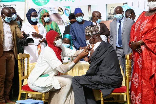Coronavirus in Senegal, Impfungen in Dakar