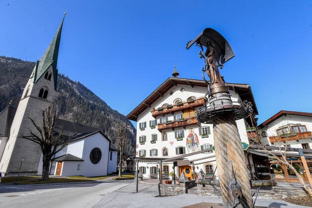 Coronavirus in Österreich, Mayerhofen in Tirol unter Quarantäne