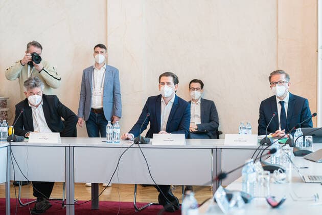 Coronavirus in Österreich, Beratungsrunde mit Kanzler Sebastian Kurz im Bundeskanzleramt in Wien