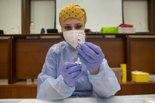 Coronavirus in Spanien, Impfung in Merida