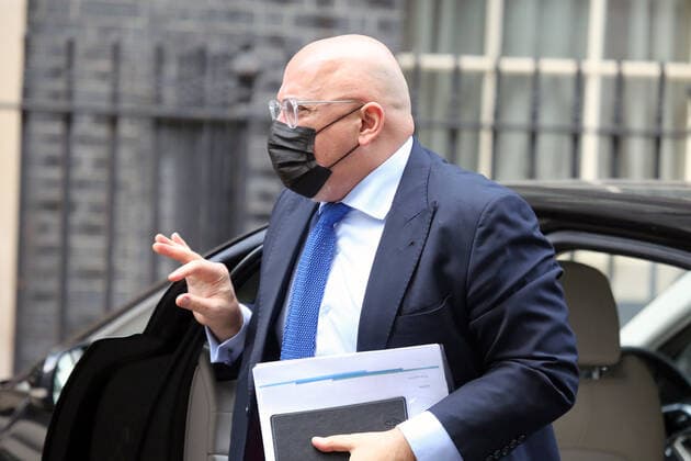 Coronavirus in Großbritannien, Minister Nadhim Zahawi bei der Ankunft in Downing Street in London