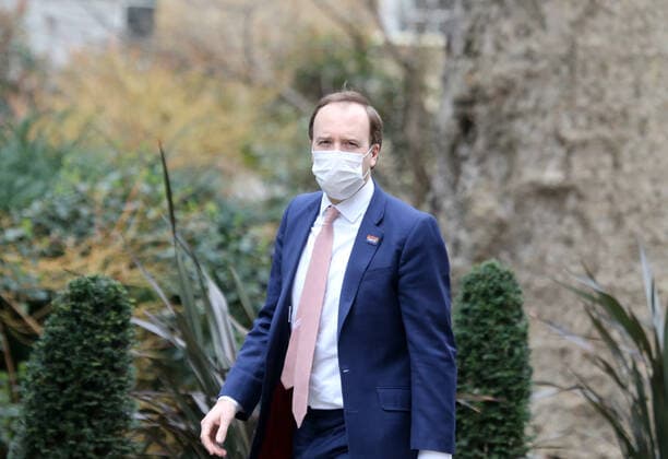 Coronavirus in Großbritannien, Gesundheitsminister Matt Hancock bei der Ankunft in Downing Street in