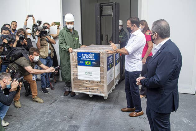 Coronavirus in Brasilien, Auslieferung von CoronaVac-Impfstoff in Sao Paulo